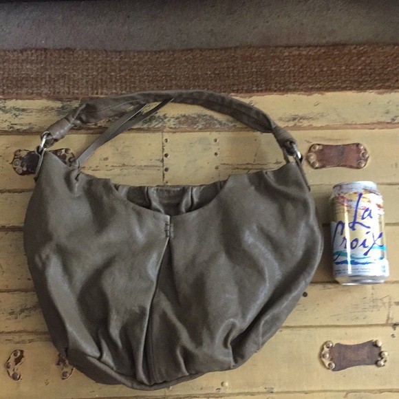 NWOT AVA ROSE BOHO OLIVE 💯% LEATHER SHOULD BAG OS - Picture 5 of 6